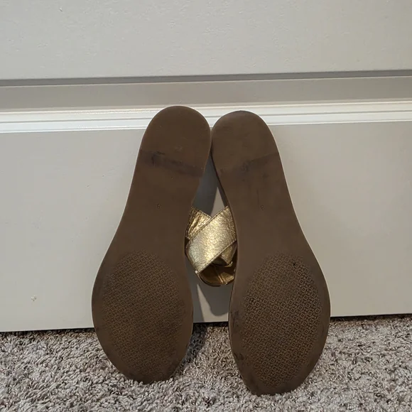 Tory Burch Marcia Metallic Leather Toe Ring Slides - Picture 7 of 7